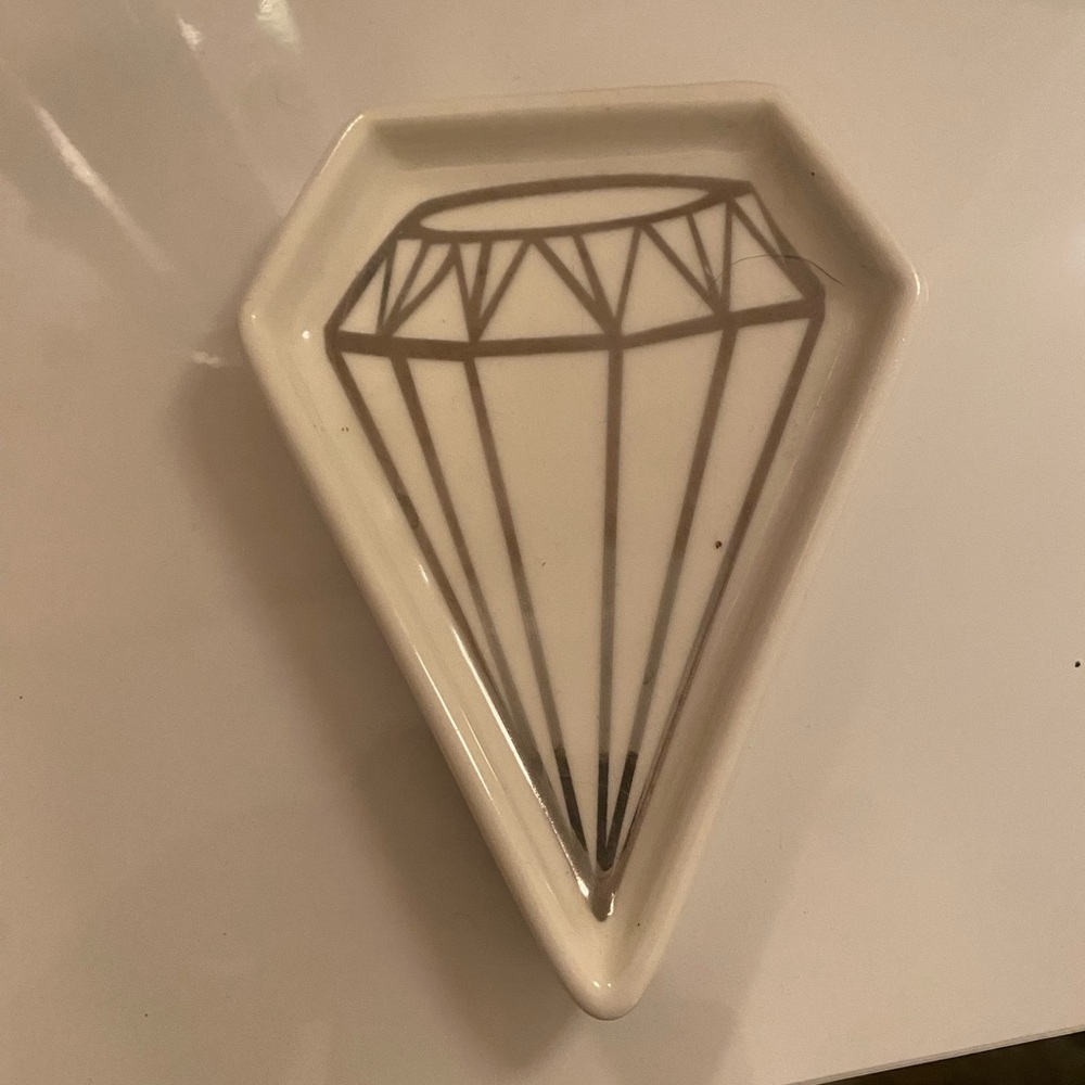 White Diamond-Shaped Trinket Dish